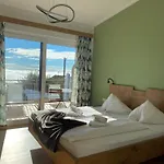 Messnerwirt, Guest house